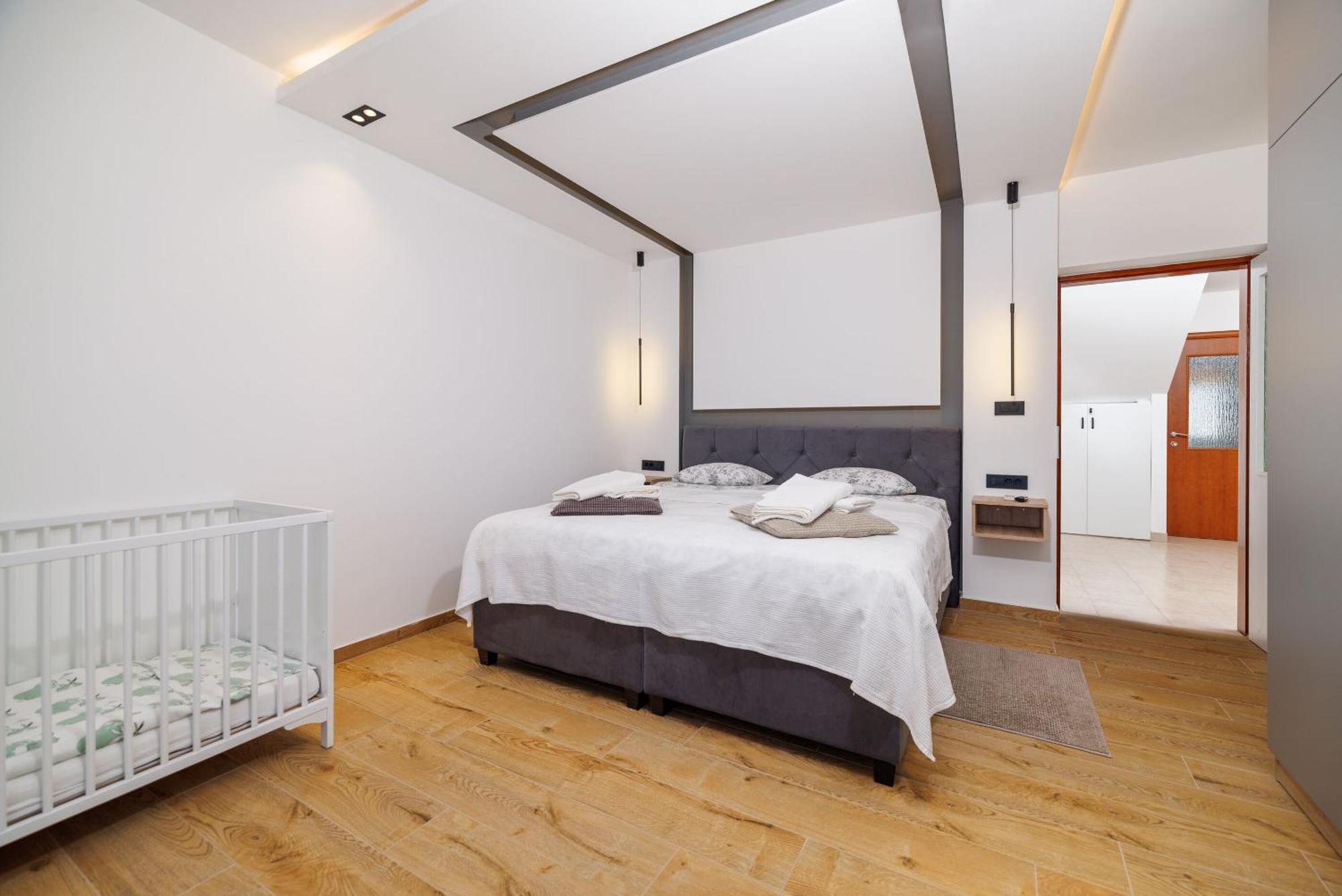 Apartment Mladen ツリクヴェニツァ エクステリア 写真